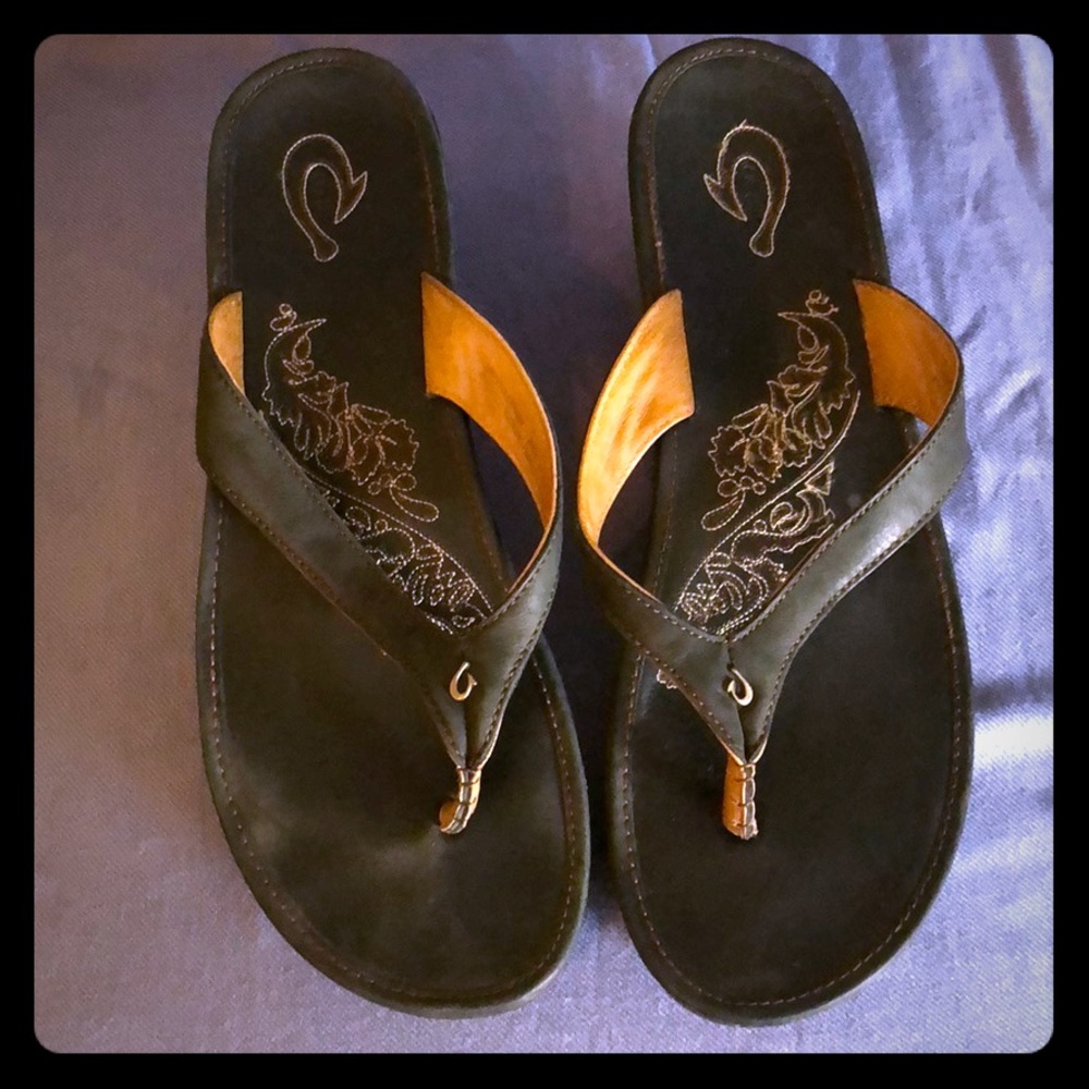 Olukai Paniolo Wedge II Flip Flops sandals